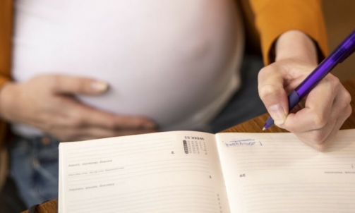 young-pregnant-woman
